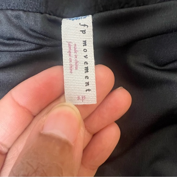 Free People FP Movement Way Home Short Size Small Black - Picture 8 of 8